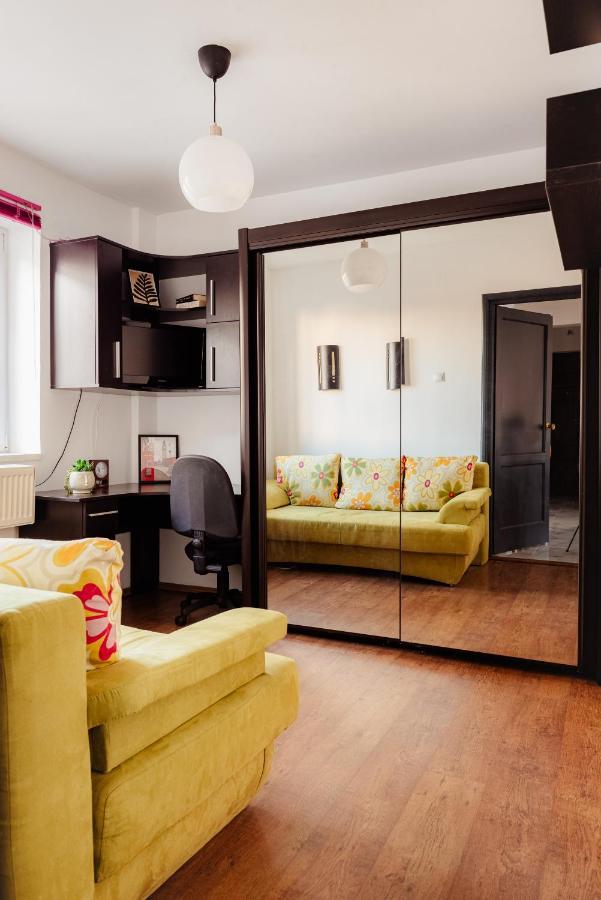 Promenada Old Town Apartman Bukarest Kültér fotó