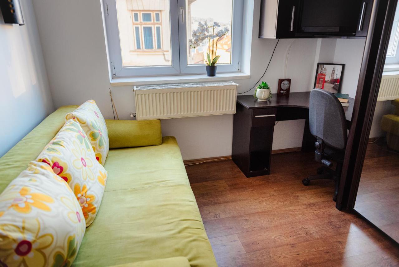 Promenada Old Town Apartman Bukarest Kültér fotó
